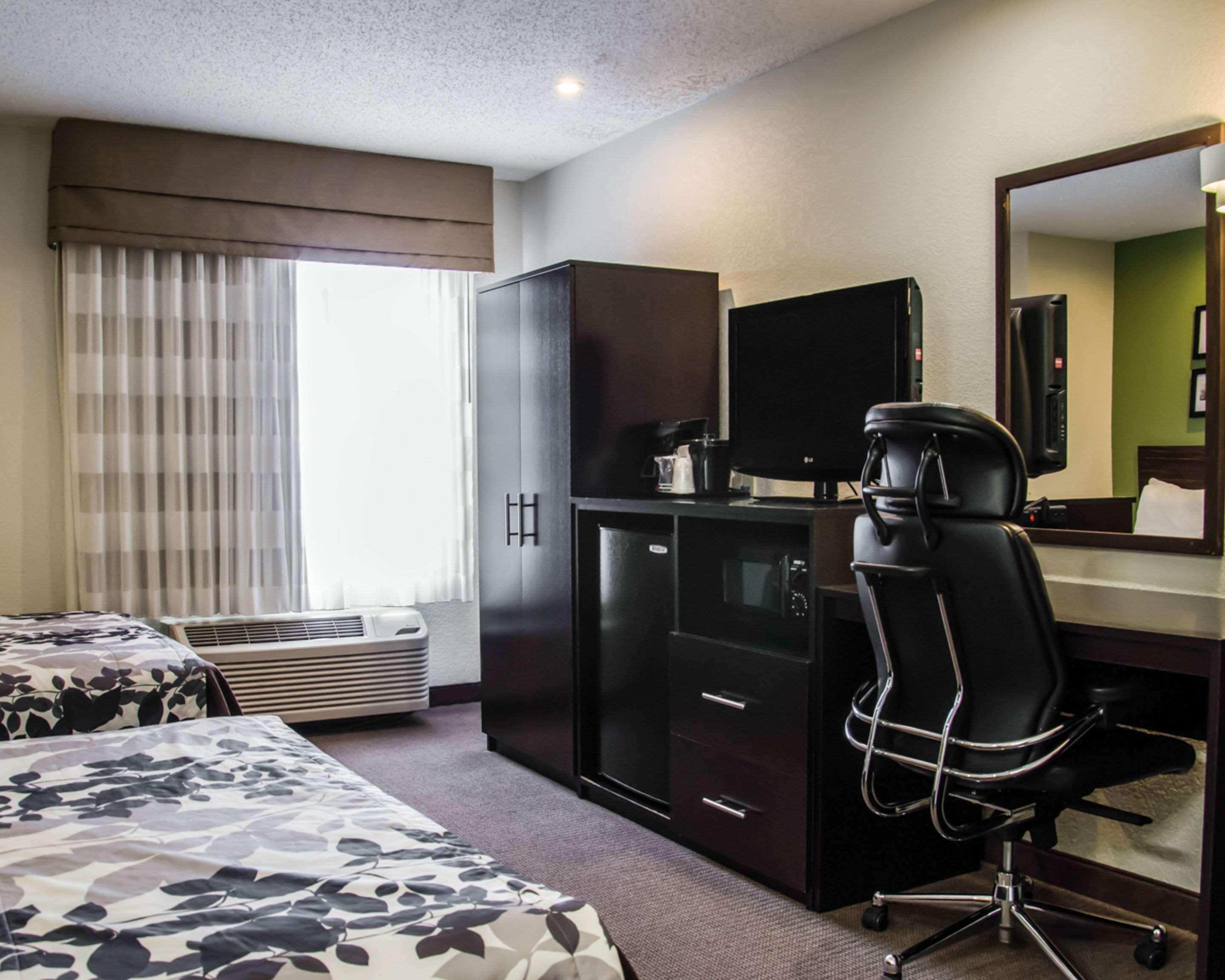 Inn Sleep Concord -