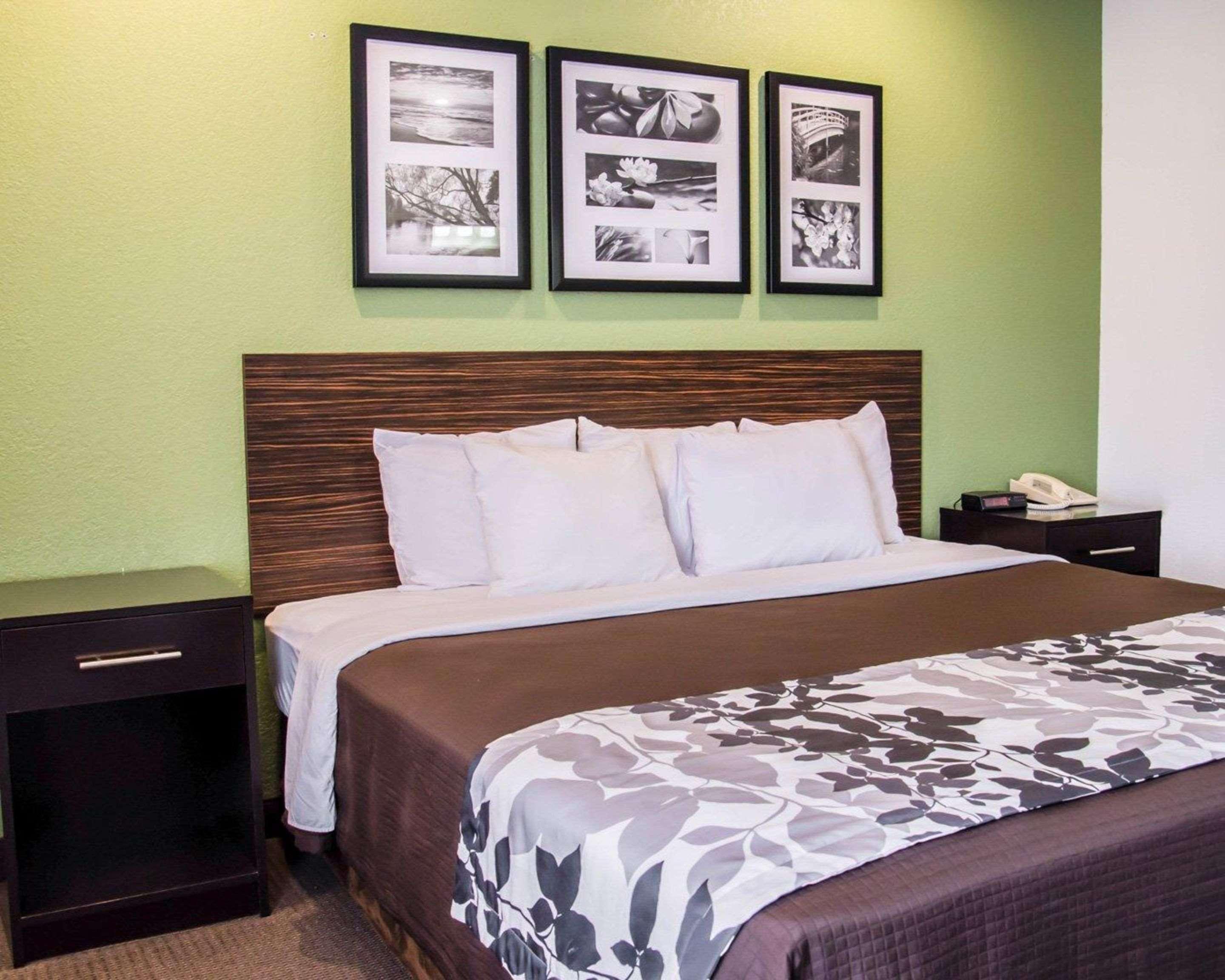 Inn Sleep Concord - 2*